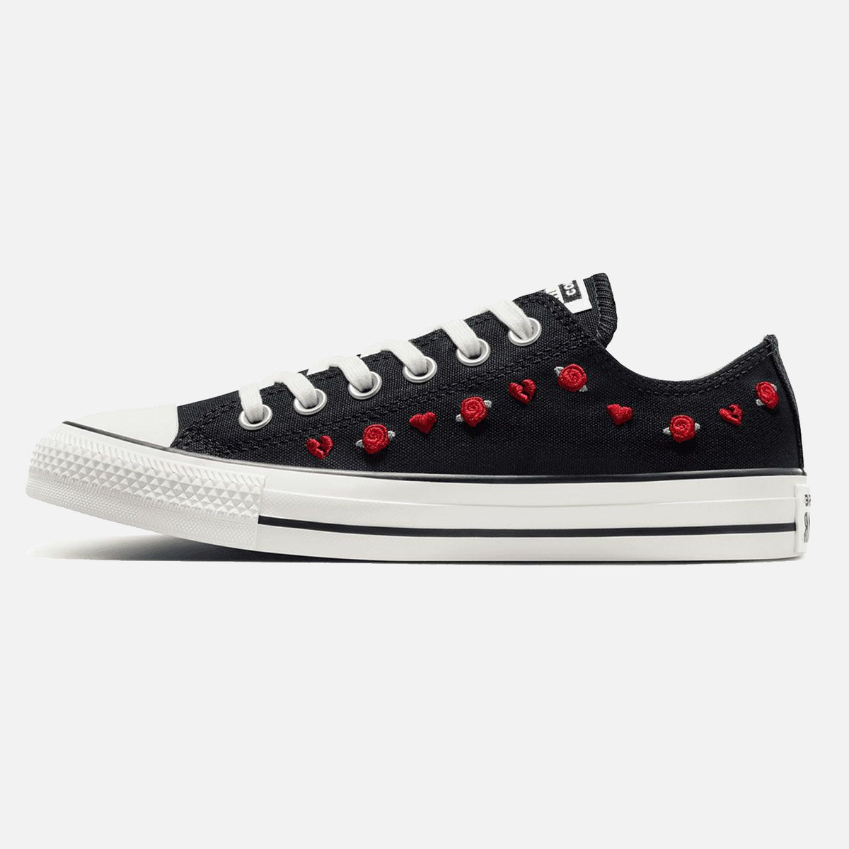 Converse Chuck Taylor Broken Hearts And Roses Low Top Black