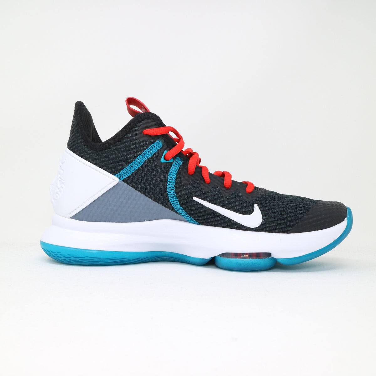Nike Lebron Witness IV - Red Carpet